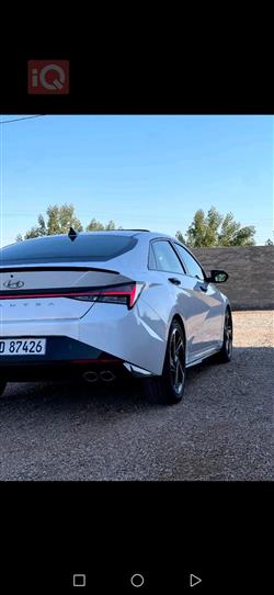 هیوندای ئەلەنترا